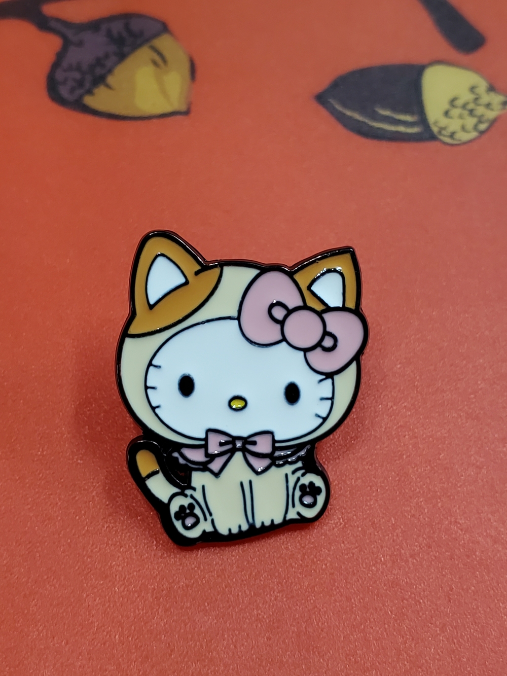 Hello Kitty Cat Enamel Brooch - Pink & Cream
